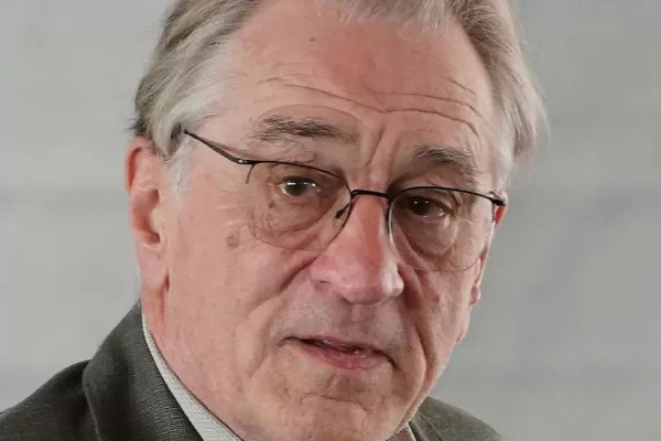 ¿Que papel tendrá Robert De Niro en la serie que filmará junto a Luis Brandoni?