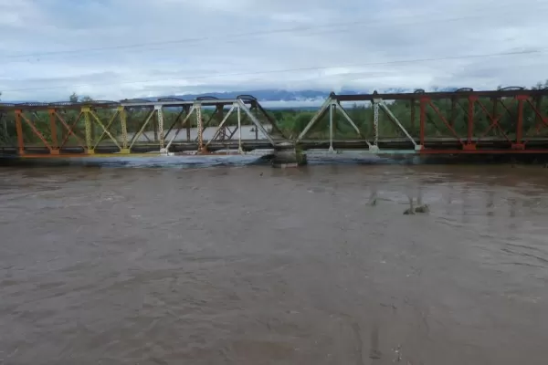 Diluvio en Tucumán: “De tanto rezar, el río se quedó quietito”