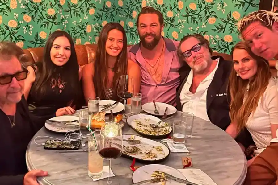 La foto de Jason Momoa que confirmó el romance entre Al Pacino y Noor Alfallah