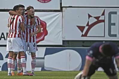 San Martín gana, gusta, golea y sube en la tabla