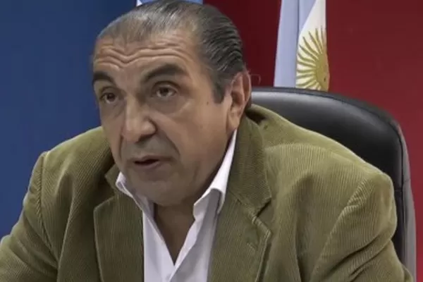 Enrique Romero: Cada vez que Alfaro habla, parece que patea un hormiguero