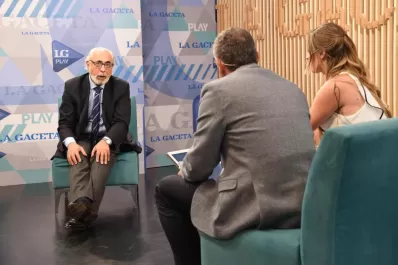 Kovadloff, en la plaza Independencia