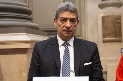 La Corte contra un juez: “se alzó de manera flagrante”