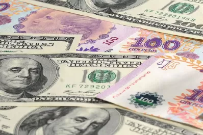 Con la suba de tasa de interés para plazos fijos: ¿conviene invertir en pesos o en dólares?