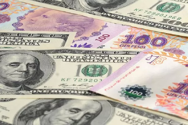 Con la suba de tasa de interés para plazos fijos: ¿conviene invertir en pesos o en dólares?