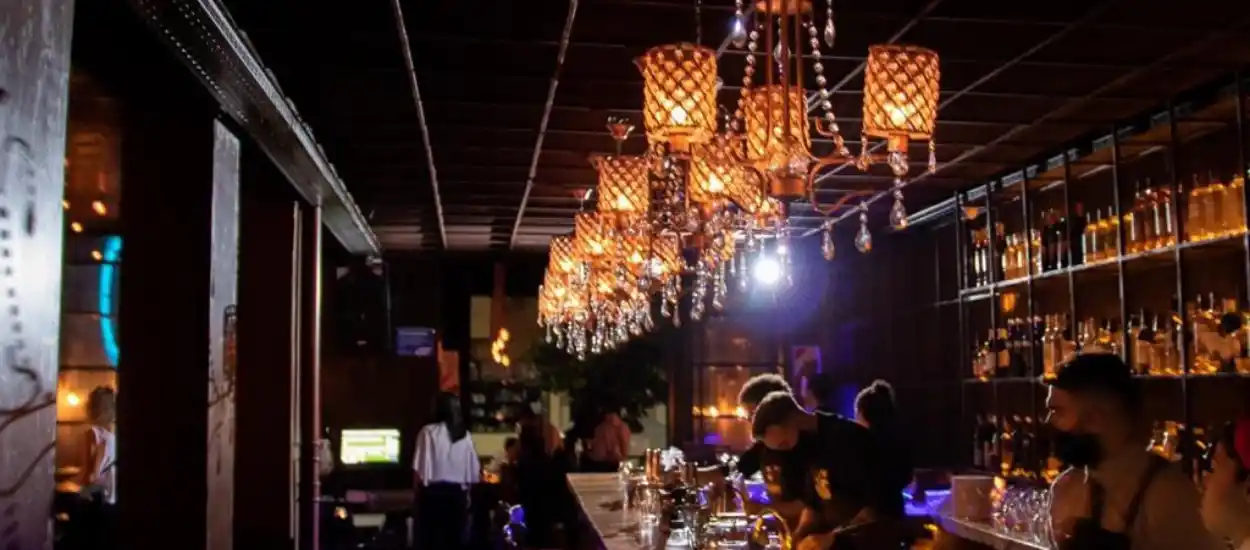 Hidden House, una puerta de entrada al mundo de la coctelería con una temática diferente