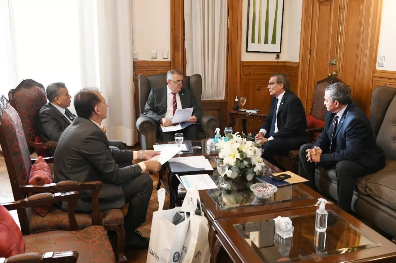 EN CASA DE GOBIERNO. El gobernador Jaldo encabezó la reunión de este miércoles. Foto: Prensa Gobernación