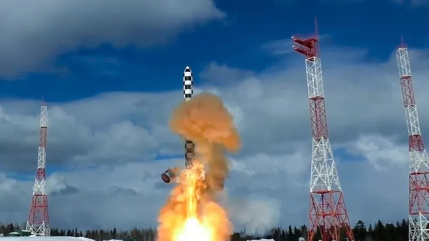 Rusia prueba su misil intercontinental 