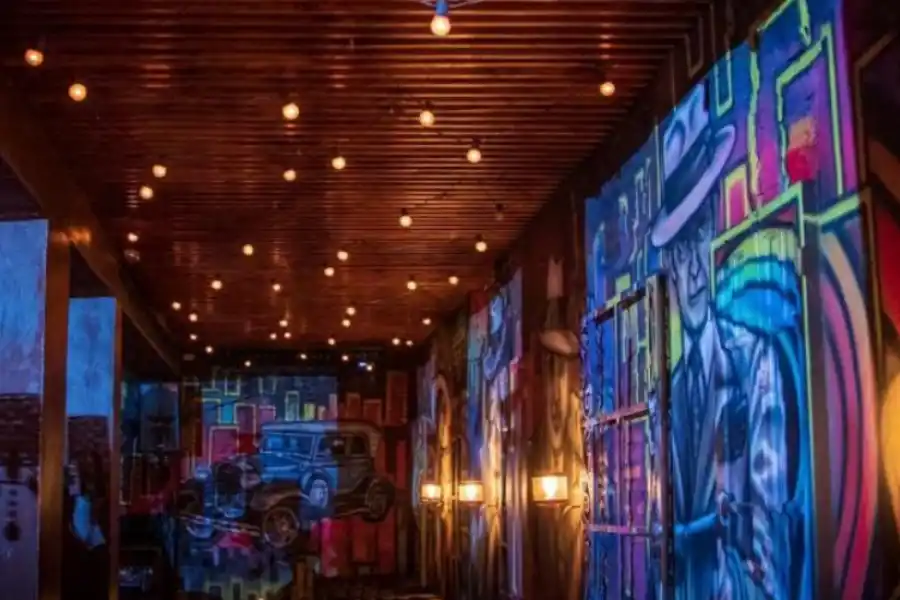 Hidden House, una puerta de entrada al mundo de la coctelería con una temática diferente