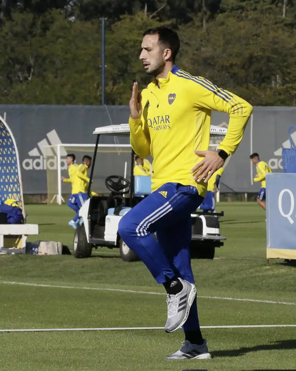 OPORTUNIDAD. Un triunfo sobre el “Tomba” podría traerle a Boca algo de tranquilidad. La necesita. CABJ