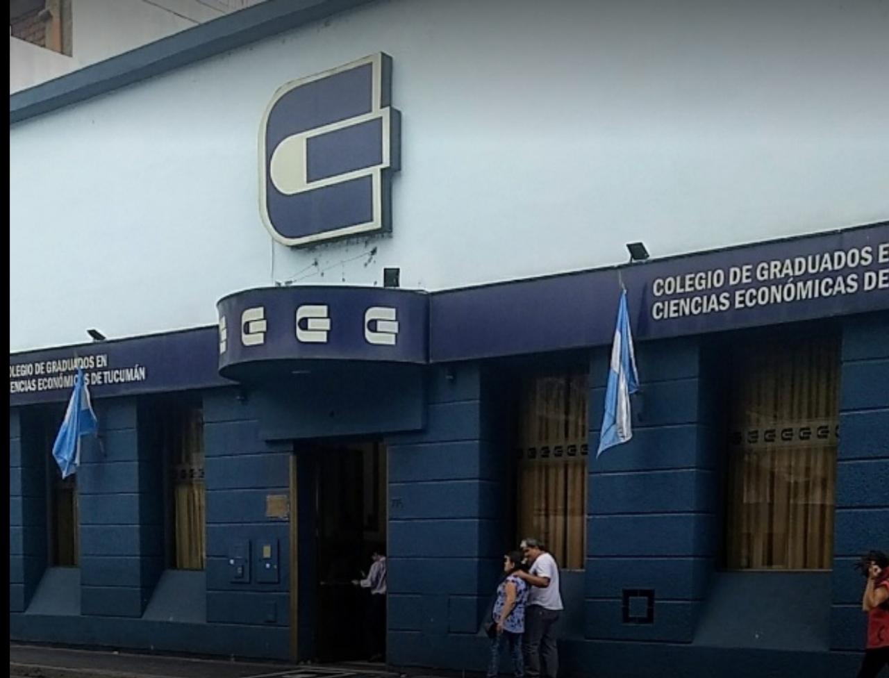 La sede del Colegio de Graduados en Ciencias Económicas de Tucumán.
