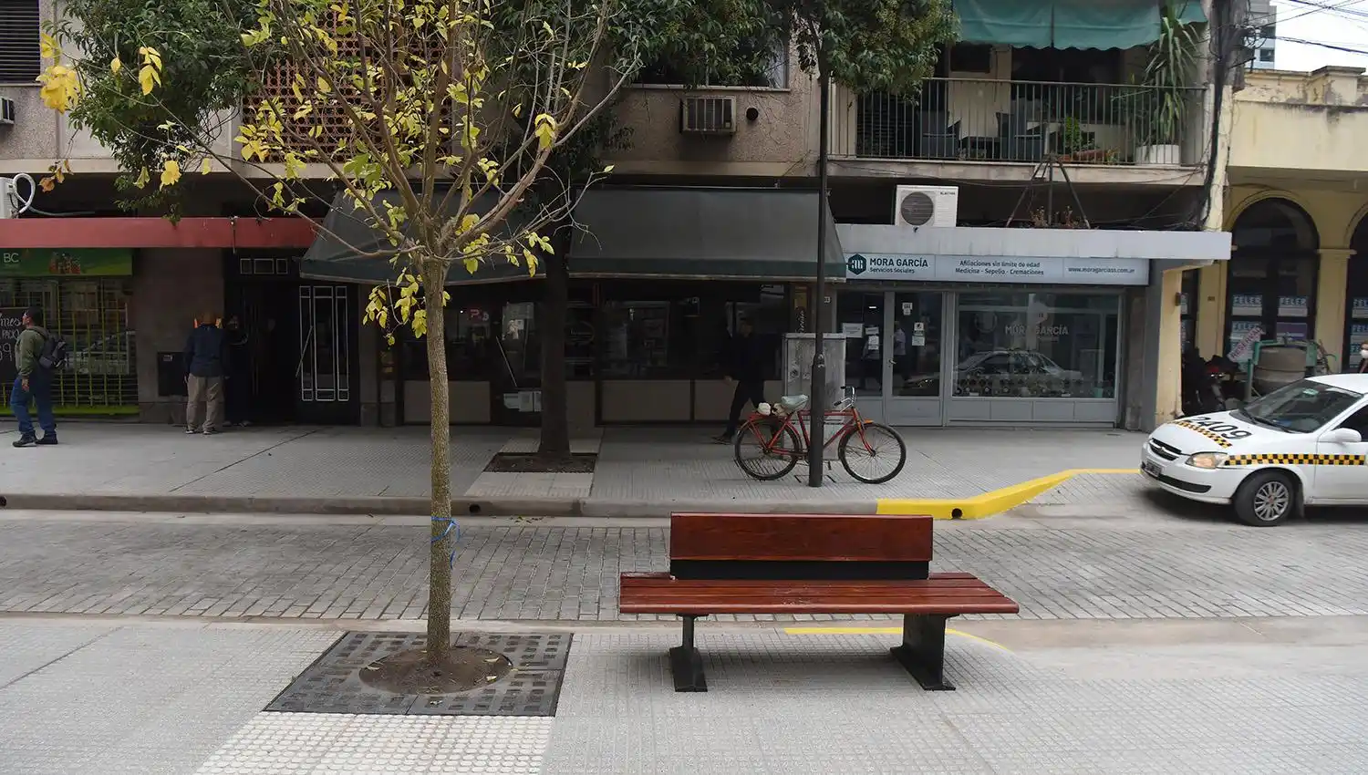 En fotos: se habilitó la semipeatonalización de calle Laprida al 100