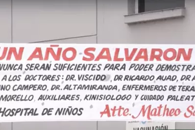 Hace un año le salvaron la vida y hoy agradeció a los médicos con un pasacalle