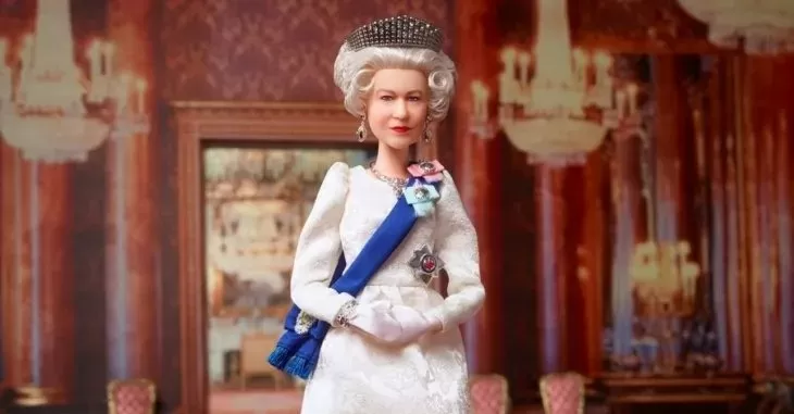 Mattel lanzó una Barbie en honor a la Reina Isabel II