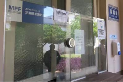 Triple pena para un policía acusado por tráfico de influencias