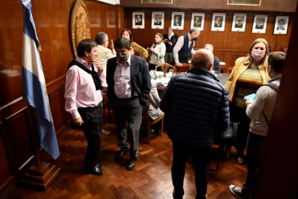 UNT: sesión caída, diálogo roto e institucionalidad en riesgo