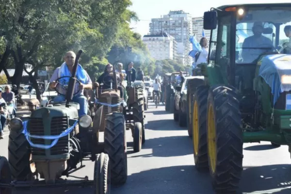 Yedlin criticó a los porteños y a la oposición política por apoyar al campo