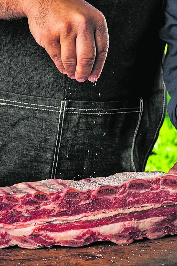 Alrededor del mundo, ¿cómo se consume el asado?