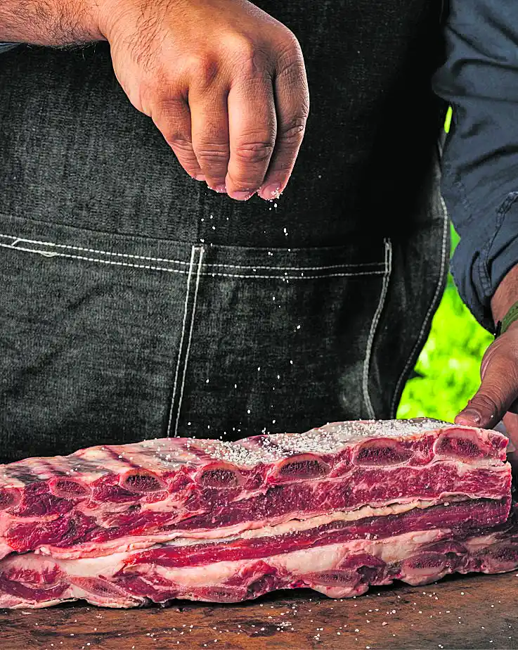 Alrededor del mundo, ¿cómo se consume el asado?