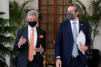 Cafiero visitó India para fortalecer lazos comerciales