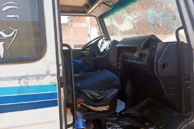 Destruyó el camión que manejaba tras discutir con su jefe