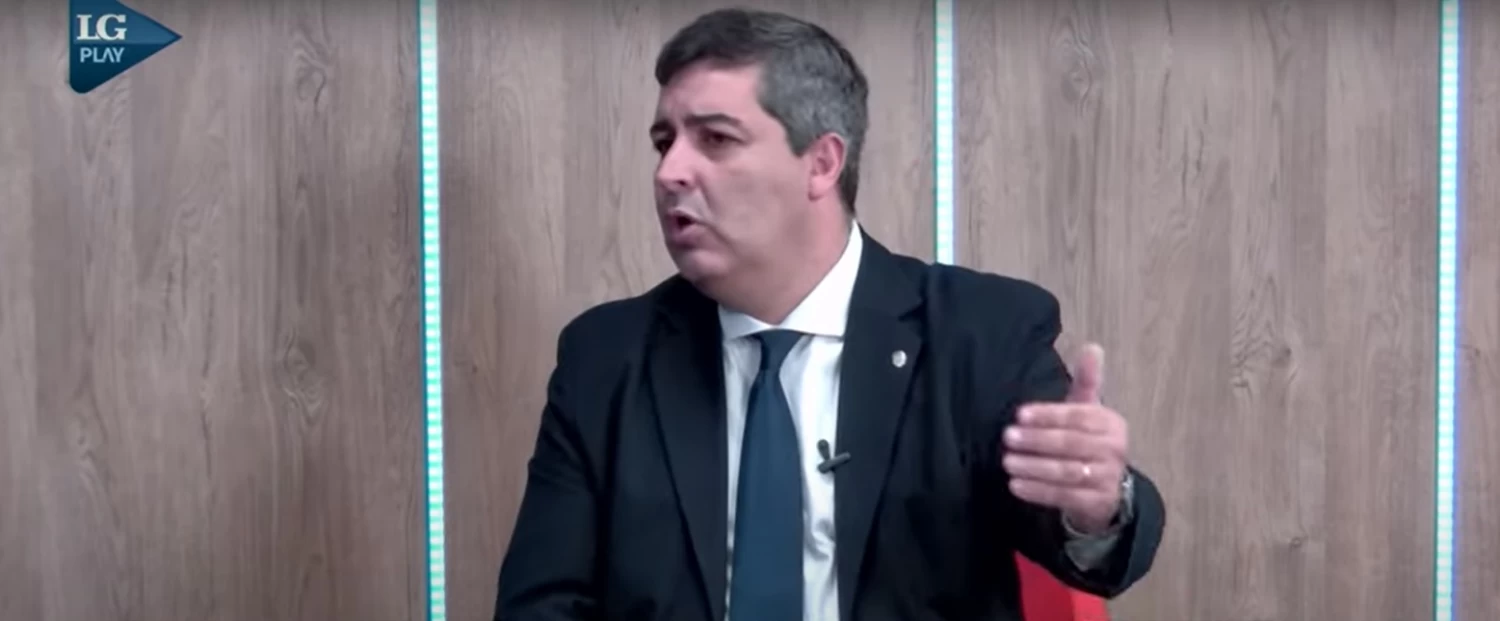 El legislador Raúl Ferrazzano. Captura de video.