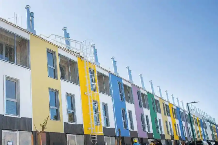 GESTIÓN DE GOBIERNO. El desafío de urbanizar la más grande villa del país y de dar ciudadanía a sus habitantes.