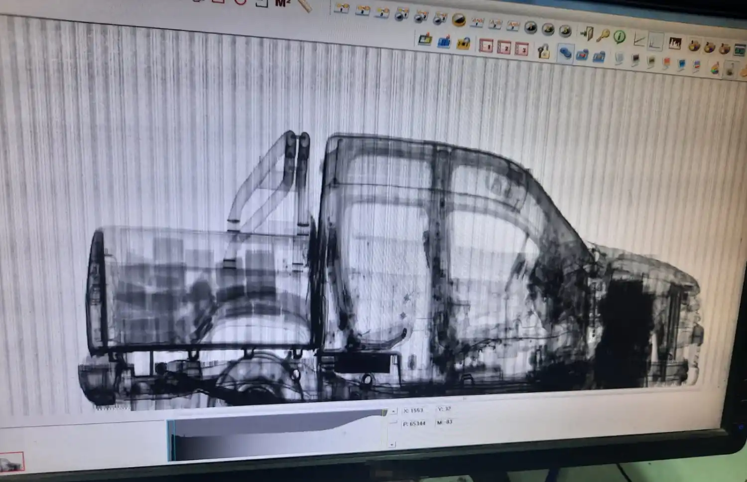 Detectan más de 112 kilos de cocaína ocultos en una camioneta