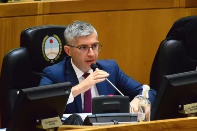 Canelada: El paro de colectivos solo afecta a los ciudadanos