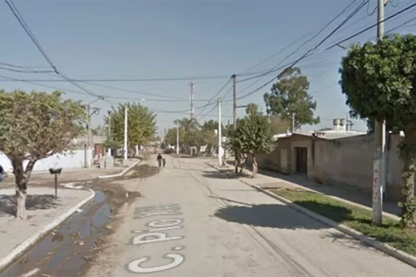 Atacó a puntazos a un hombre para quitarle la mochila en San Cayetano