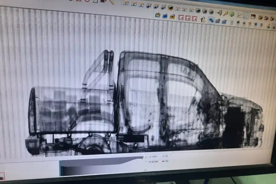 Detectan más de 112 kilos de cocaína ocultos en una camioneta