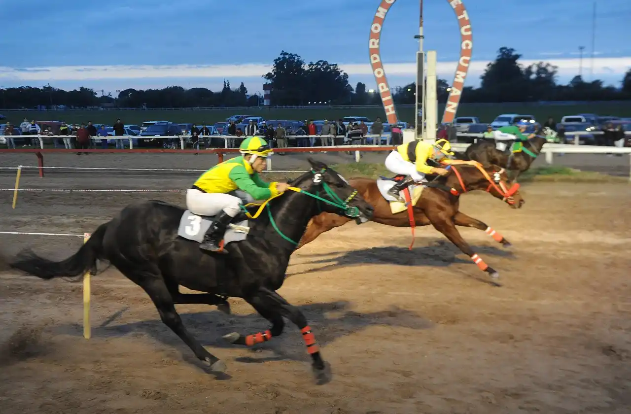 El éxito de las cuadreras en el Hipódromo y una legislación para regularlas en el interior