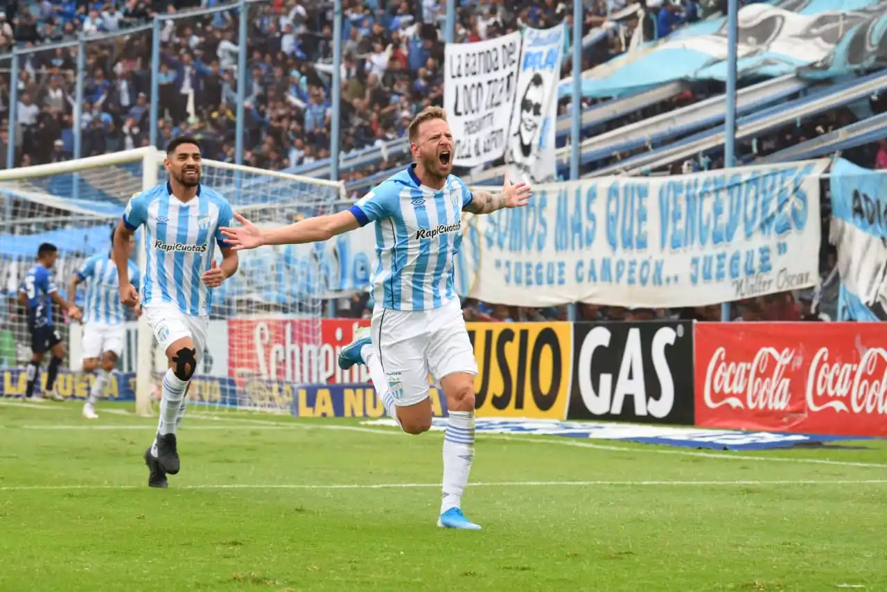 GRITO DE GOLEADOR. El 