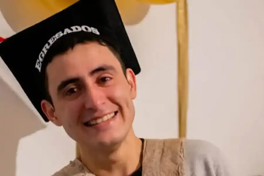 Se recibió de ingeniero y logró pagarse sus estudios con la cosecha de uvas