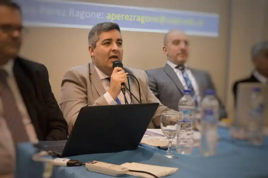 CAMBIOS. Ferrazzano, Sahian y Pérez Ragone brindaron detalles. 