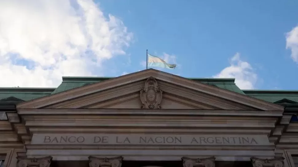 El Banco Nación.