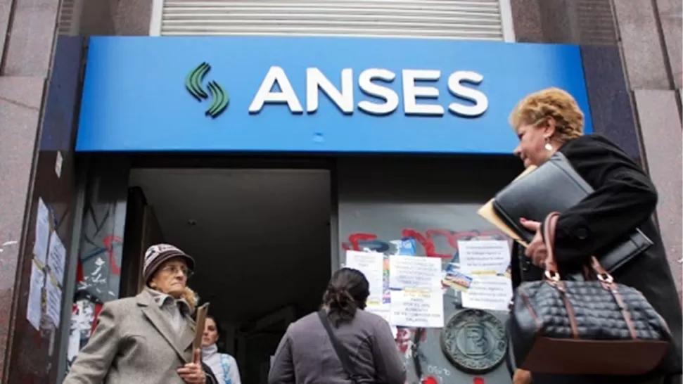 Novedades en Anses: Qué pasa con el bono, rechazos y en qué programas sociales impactará el aumento del salario desde el jueves