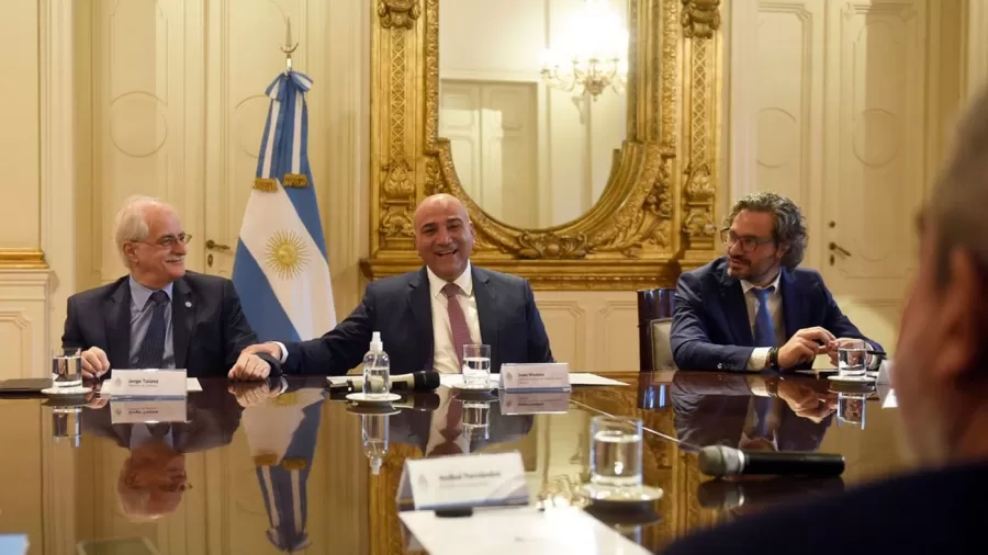 EN LA REUNIÓN. Manzur encabezó el encuentro con ministros y secretarios del gabinete de Alberto Fernández. Foto: Prensa Jefatura de Gabinete