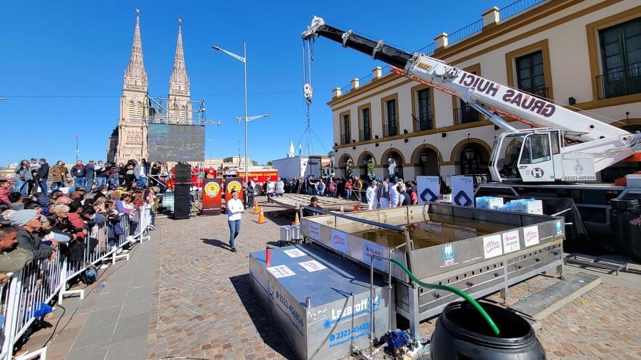 Fue necesario el uso de una grúa para montar la 