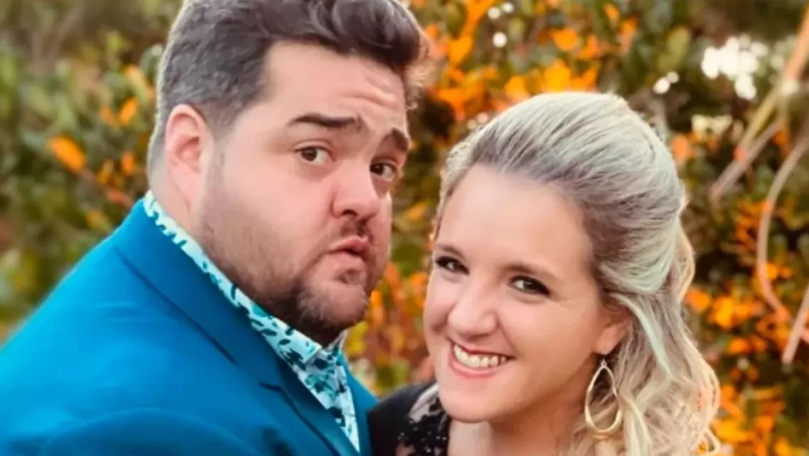 Darío Barassi junto a su esposa