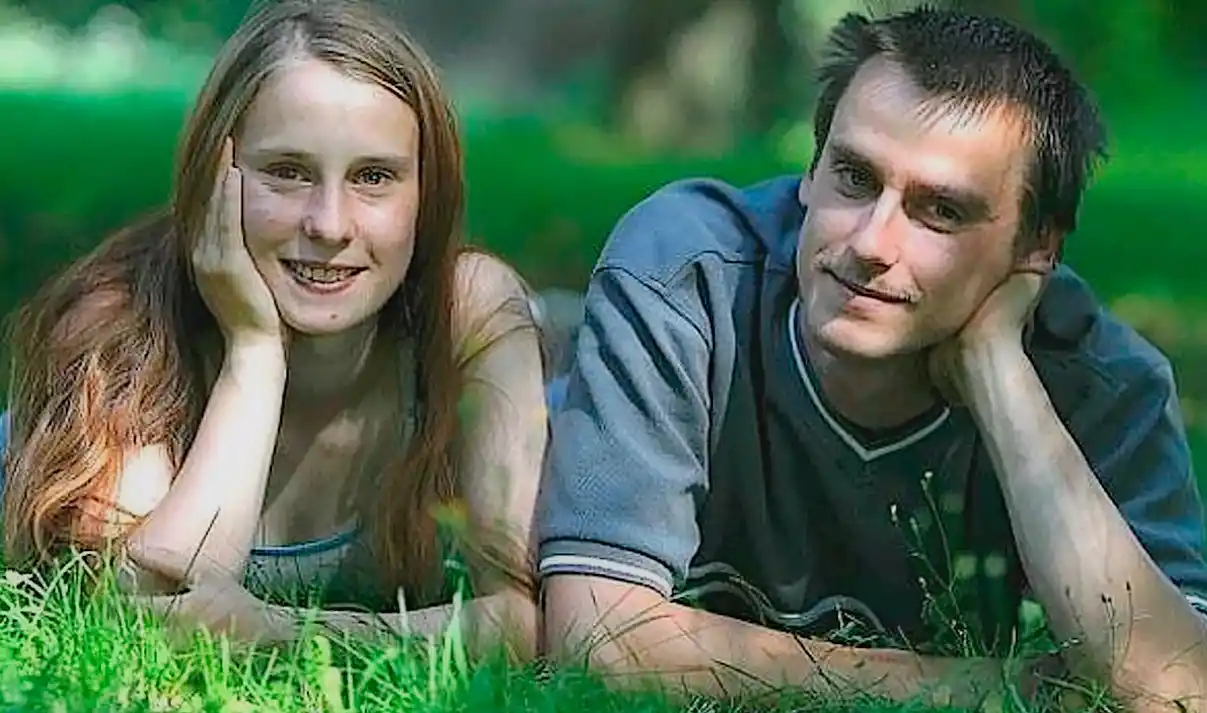 Patrick y Susan son hermanos y se enamoraron 