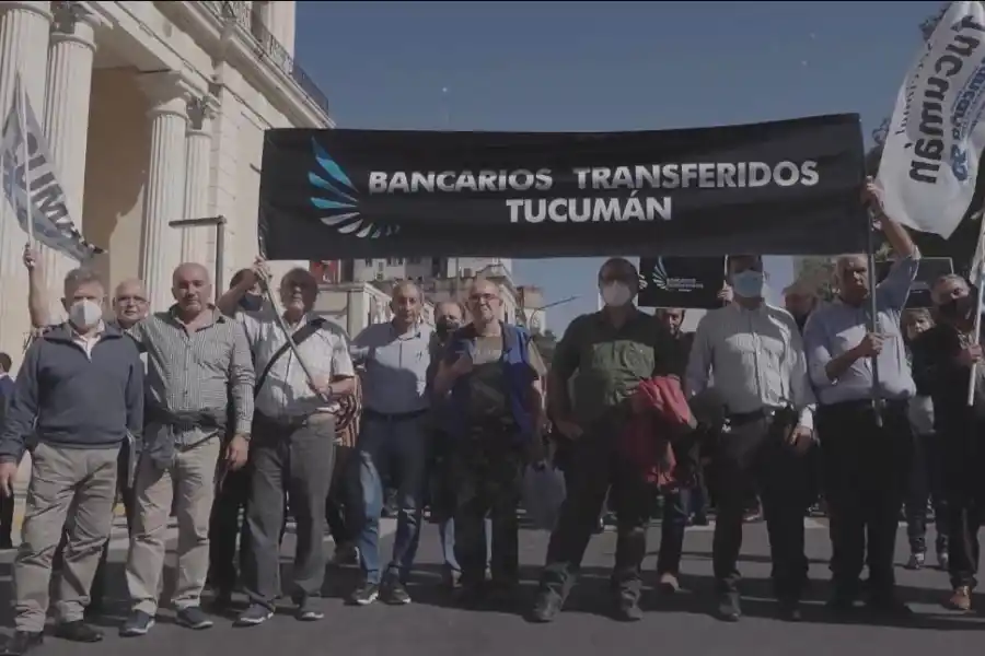 Los beneficiarios del pago.