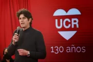 Fuerte respaldo de la Juventud Radical a Lousteau, tras las críticas de gobernadores y legisladores