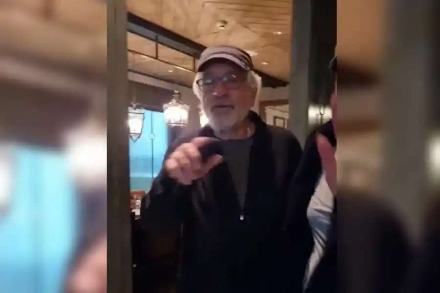 De Niro, cuando se negó a sacarse la foto con una fan.