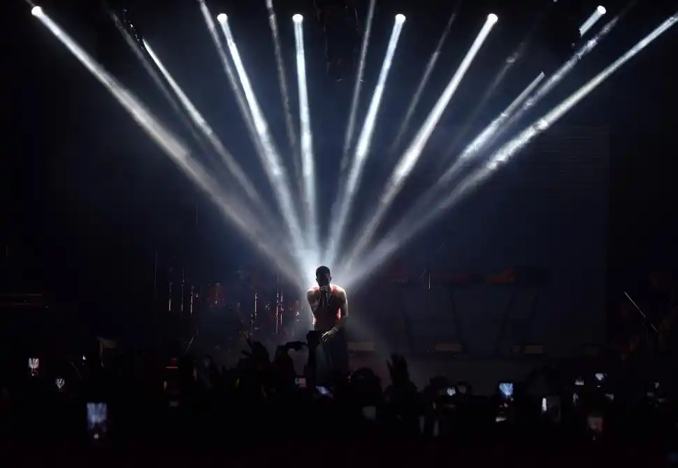 MOMENTOS DE QUIETUD. En el concierto, WOS también deleitó a sus fanáticos con alguna balada propia.  