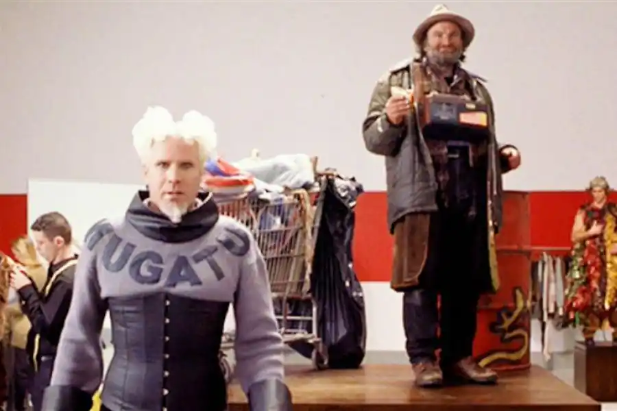 El diseñador de la película Zoolander, interpretado por Will Ferrell, presentando la colección 