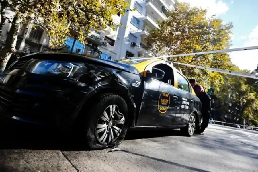 “Contame qué pasó”, así reaccionó el taxista que atropelló a las estudiantes francesas