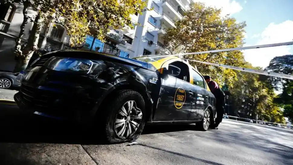 “Contame qué pasó”, así reaccionó el taxista que atropelló a las estudiantes francesas