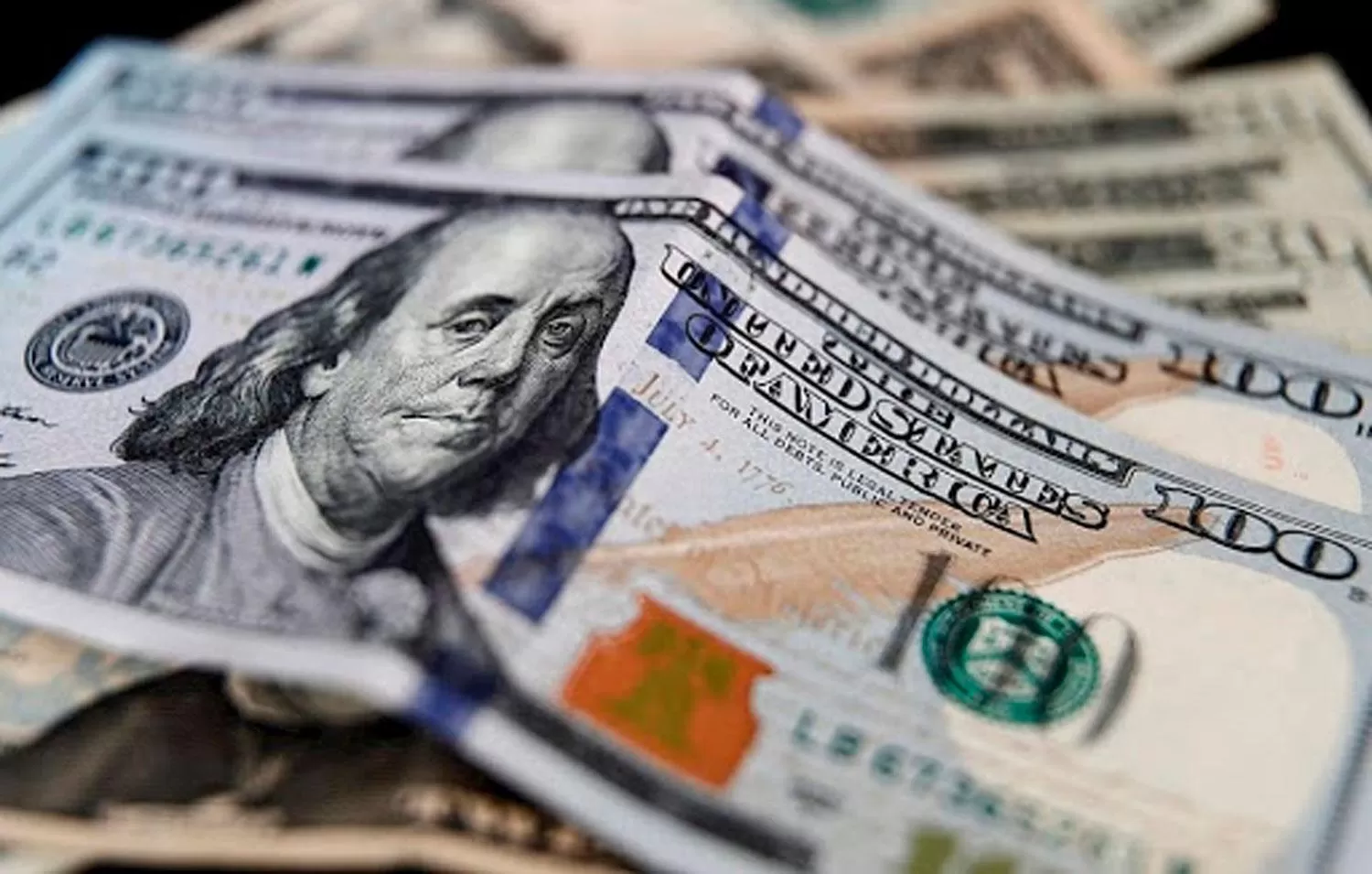 El dólar blue sube tres unidades y se negocia a $205 en Tucumán