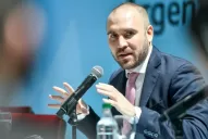 Guzmán reiteró el rumbo y habló del bimonetarismo y del cortoplacismo